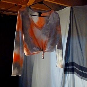 Long sleeve cropped top